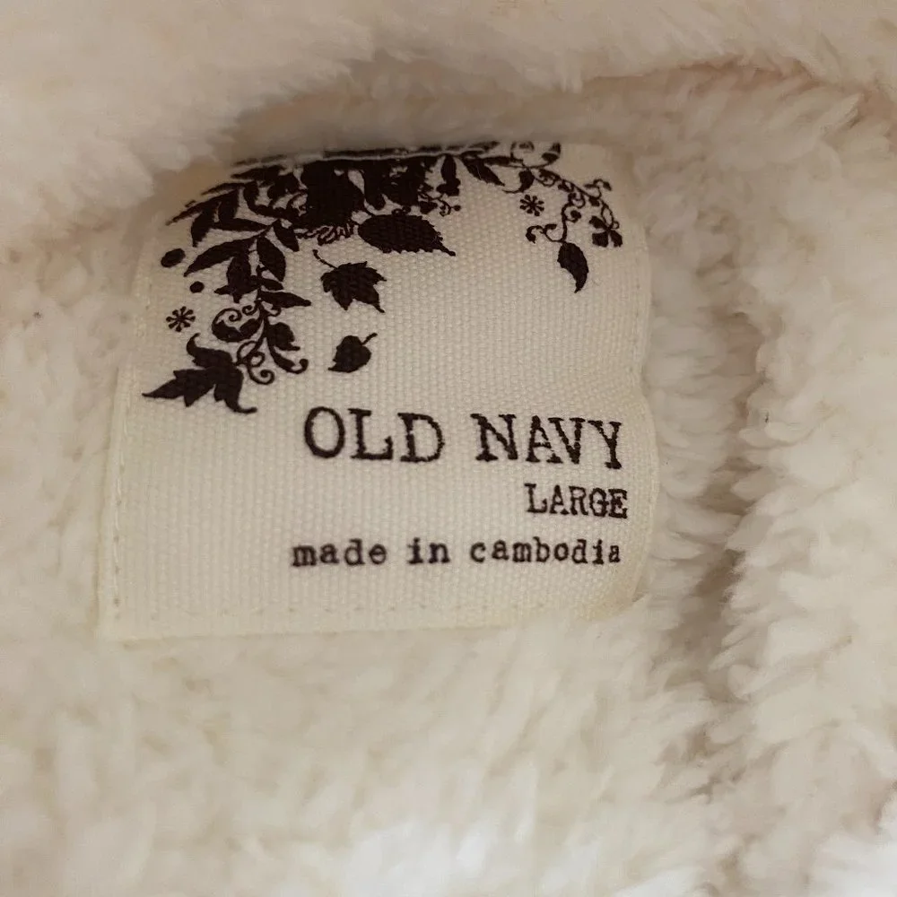 SOLD Old Navy Winter White Fleece Mock Neck Long Sleeve Top NWOT - Picture 14 of 15